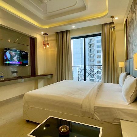 Hotel Maple Tree - Near Ekana Cricket Stadium - Лакнау Екстериор снимка